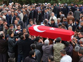 Ermenekte madencinin cenazesi toprağa verildi
