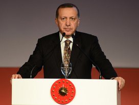 Elin kolunu bağlayan yok ki gel