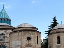 Mevlana Müzesine Şeb-i Arusta rekor ziyaret