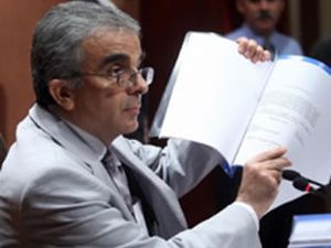 Çölaşan yazdı HSYK sahneledi