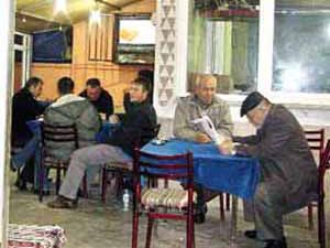 Bu lokalde sadece okey sesi var!