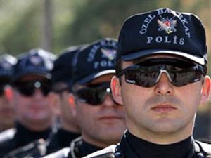 Hükümet 20 bin yeni polis alacak