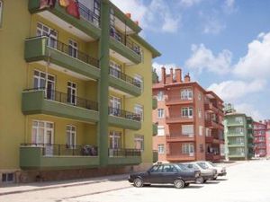 Karatay, toplu konutta TOKİ ile yarışıyor