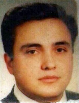 Otomobilin içerisinde intihar etti