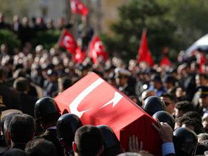 Askere hain pusu: 2 şehit