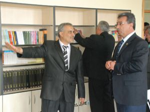 Karataya bir kütüphane daha