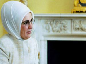 Emine Erdoğana ağır hakaret