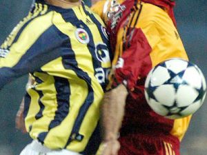 Galatasaray nihayet Fenerbahçeyi yendi