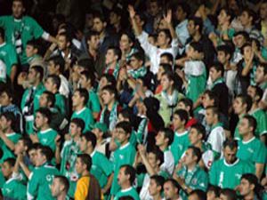 Konyaspor son vuruş için taraftar bekliyor