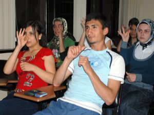 İşaret Dili Kursuna büyük ilgi