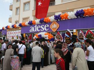 Adeseden Konyaya bir mağaza daha