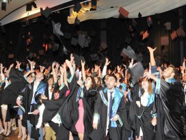 Selçuk İletişim’de mezuniyet heyecanı