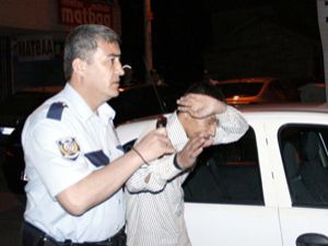 Esrar aleminde yakalandılar