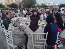 Karapınarlılar iftarda buluştu