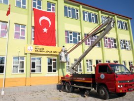 Kapatılan FETÖ’nün okulu, Kız Anadolu İmam Hatip Lisesi’ne dönüştü