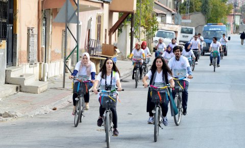 Renkli Pedallar’dan dönüşüme destek