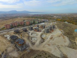 Beyşehir’de yeni toplu konutlar yükseliyor