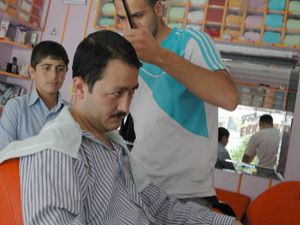 Konyalı kuaförden müşterilere farklı hizmet