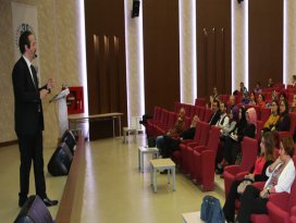 Selçuklu’da öğretmenlere geri dönüşüm anlatıldı