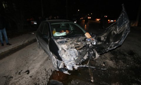 Konya’da iki otomobil çarpıştı: 8 yaralı