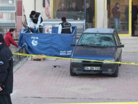 7. kattan düşen genç kadın yaşamını yitirdi