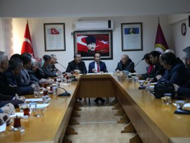 Kaymakam Özyiğit belediye meclis üyeleri ile vedalaştı
