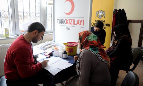KOMEK kursiyerleri kan bağışında bulundu
