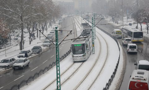 Konyada toplu ulaşım ücretlerine zam!