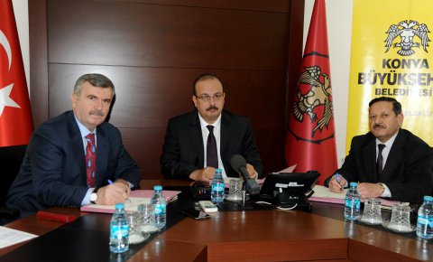 Tarihi türbelerin ihyası protokolü imzalandı