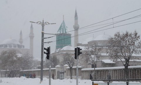 Konya’da kar yeniden etkisini artırdı