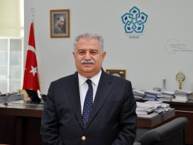 Rektör Şeker, 10 Ocak Çalışan Gazeteciler Günü’nü kutladı