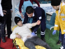 Baca kavgasında baba ve oğlu bıçaklandı
