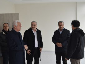 Milletvekili Ağralı hastanede incelemelerde bulundu