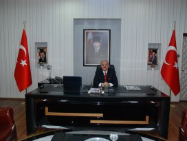 Akşehir kaymakamı Mehmet Türk görevine başladı