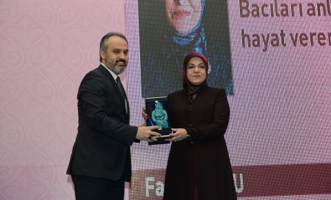 Başkan Toru’ya “Bacıbey” ödülü