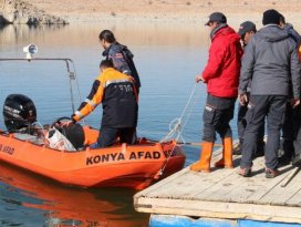 Konyada kayıp postacı barajda aranıyor