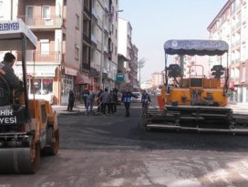 Beyşehirde sıcak asfalt sezonu erken açıldı