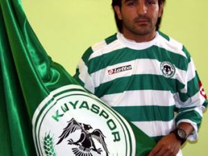 Konyaspor Caner Ağca ile anlaştı
