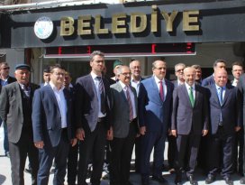 Harun Tüfekçi: Referandumu çok önemsiyoruz