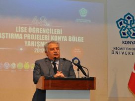 Öğrencilerin Araştırma Projeleri NEÜ’de Sergileniyor