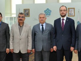 MÜSİADdan Rektör Şeker’e ziyaret