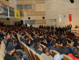 Belediye İşçilerinin Sözleşme Sevinci