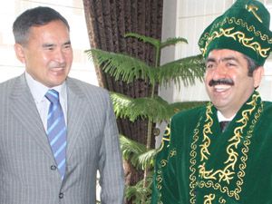 Güney Kazakistan Valisi Konya da