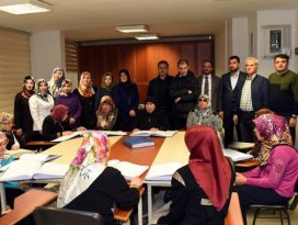 Görmeyen gözler KOMEK’te Kur’an ile aydınlanıyor