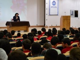 Başsavcı Tezcan, Kariyer Günleri’nin konuğu oldu
