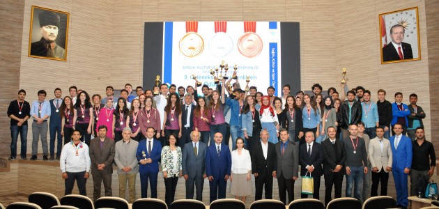 NEÜ’de 5. Geleneksel Spor Şenlikleri ödül töreni yapıldı