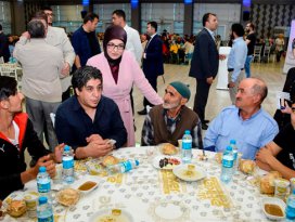 Meram Ailesi iftarda buluştu