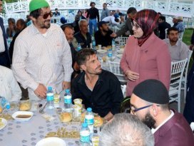 Başkan Toru gönül dostlarıyla iftar açtı