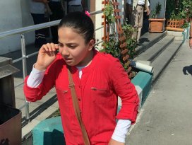 Suriyeli aile küçük kızını otobüste unuttu