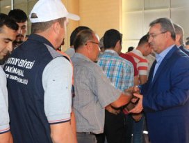 Başkan Hançerli belediye personeli ile bayramlaştı